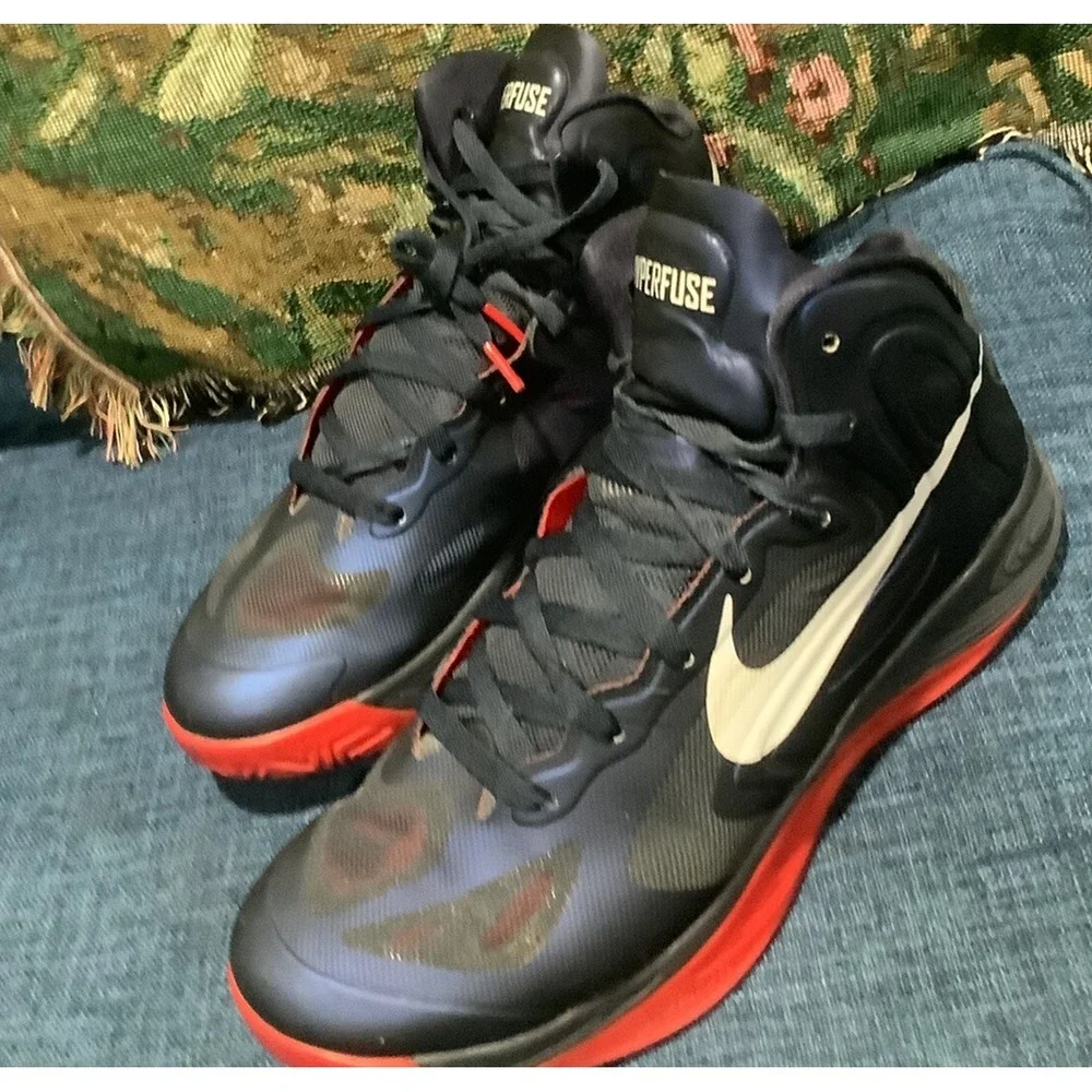 Nike Hyperfuse 525022 401 Basketball Shoes Sneakers Mens US 8.5 EUR 42 Navy